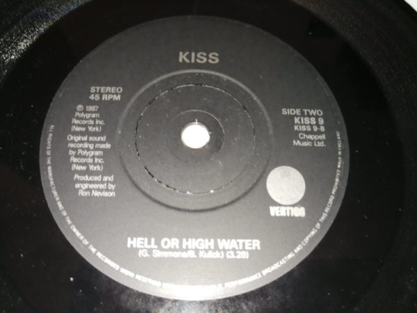 KISS 7" Single Turn On The Night (UK) Posterbag - Image 6