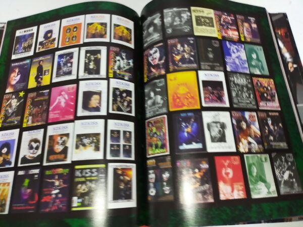 KISS Book The Ultimate Kiss Fanzine Phenomenon 1976-2009 - Image 2