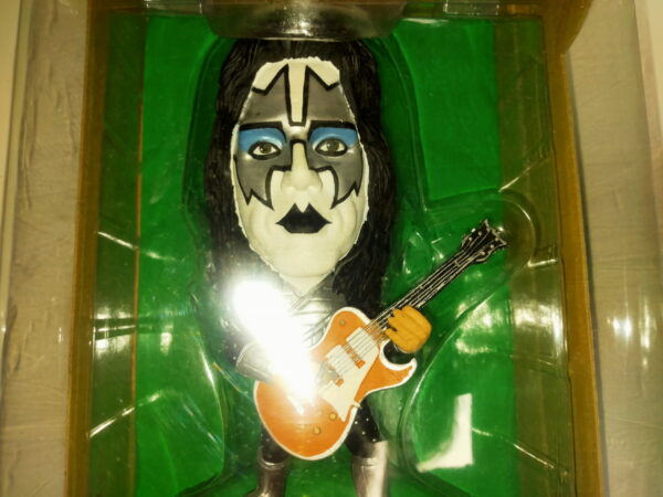 KISS Headliners XL (green box) Ace Frehley - Image 2