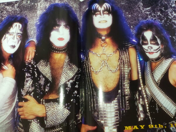 KISS Tourbook / Program Alive Worldwide 1996-1997 (black) - Image 2