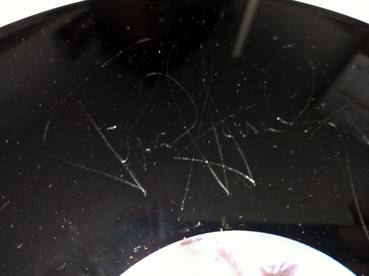 KISS 12" Maxi Creatures Of The Night (Double Groove Special/Autographs) - Image 7