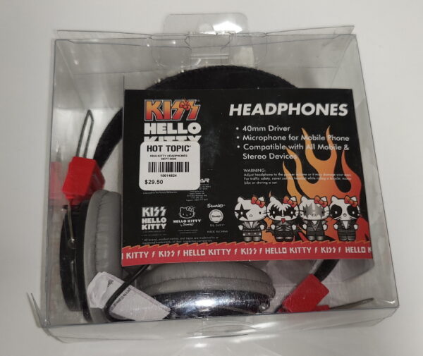 KISS Hello Kitty Headphones - Image 2