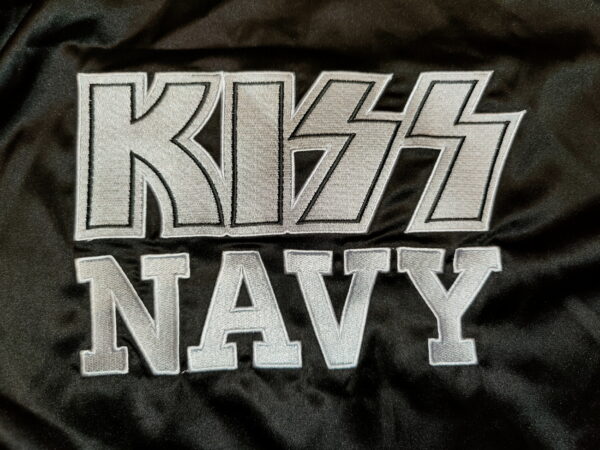 KISS Kruise X bath robe