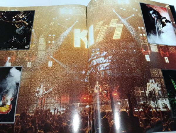 KISS Tourbook / Program Alive Worldwide 1996-1997 - Image 4