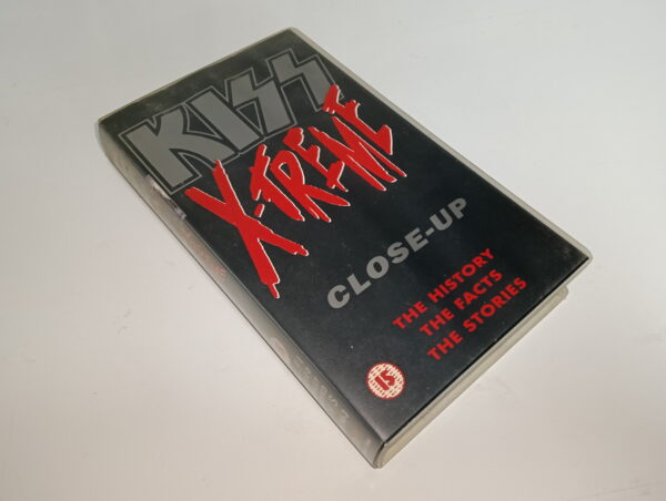 KISS VHS X-treme Close-Up (UK)