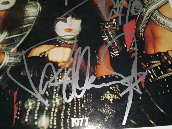 KISS Alive LP-booklet signed by all 4 - Image 5
