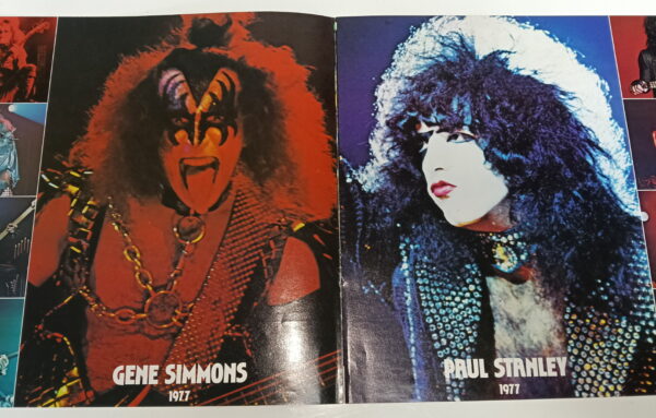 KISS Alive LP-booklet signed by all 4 - Image 7