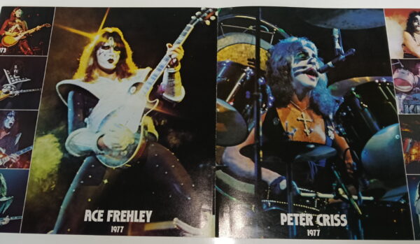 KISS Alive LP-booklet signed by all 4 - Image 9