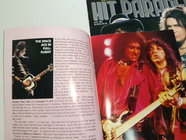 KISS Magazine Hit Parader (USA) 1992 with Kiss mini special - Image 7