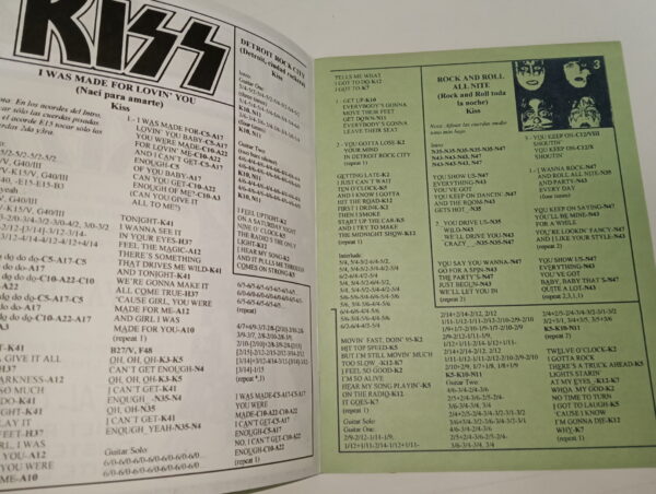 KISS Magazine / Lyrics String Along Guitarra (Peru) - Image 2