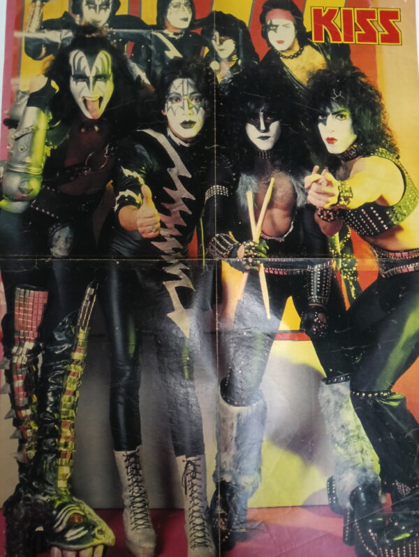KISS Magazine Pop Rocky #3 / 1983 with poster - Image 2