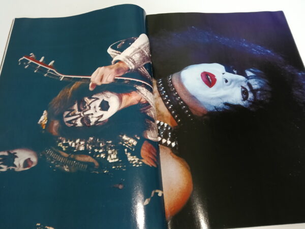 KISS Magazine Reunion Photo Special No. 1 (Gene) German edition - Image 2