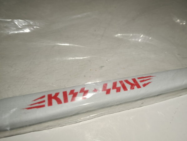 KISS Tooth Brush - Image 2