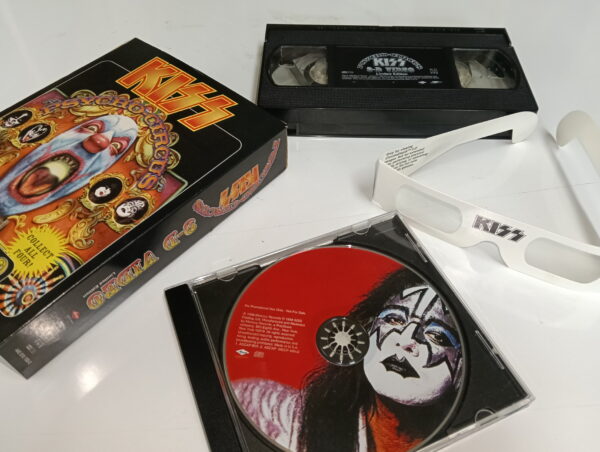 KISS VHS/CD/glasses Psycho Circus (Ace Frehley) - Image 3