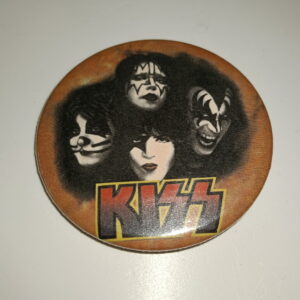 KISS Button