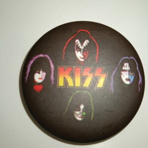 KISS Button