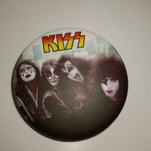 KISS Button
