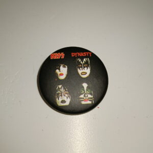 KISS Button